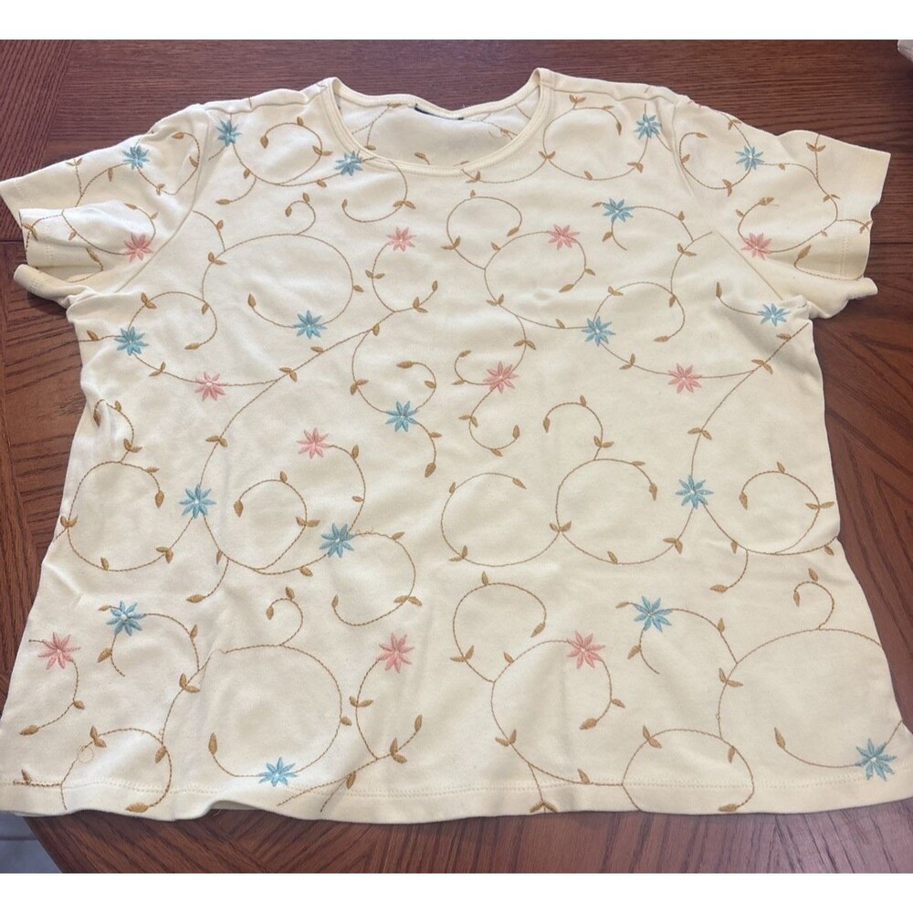Vtg Cream Floral Embroidered Tee | Pastel Pink & Blue Botanical Knit Top | L